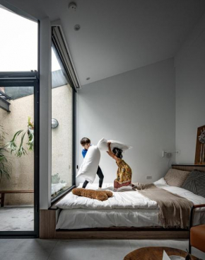 Paw-some Hostel